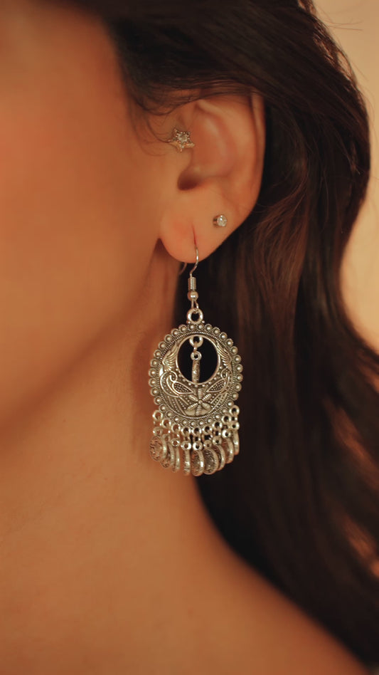 Traditional Silver Dangled Earrings
