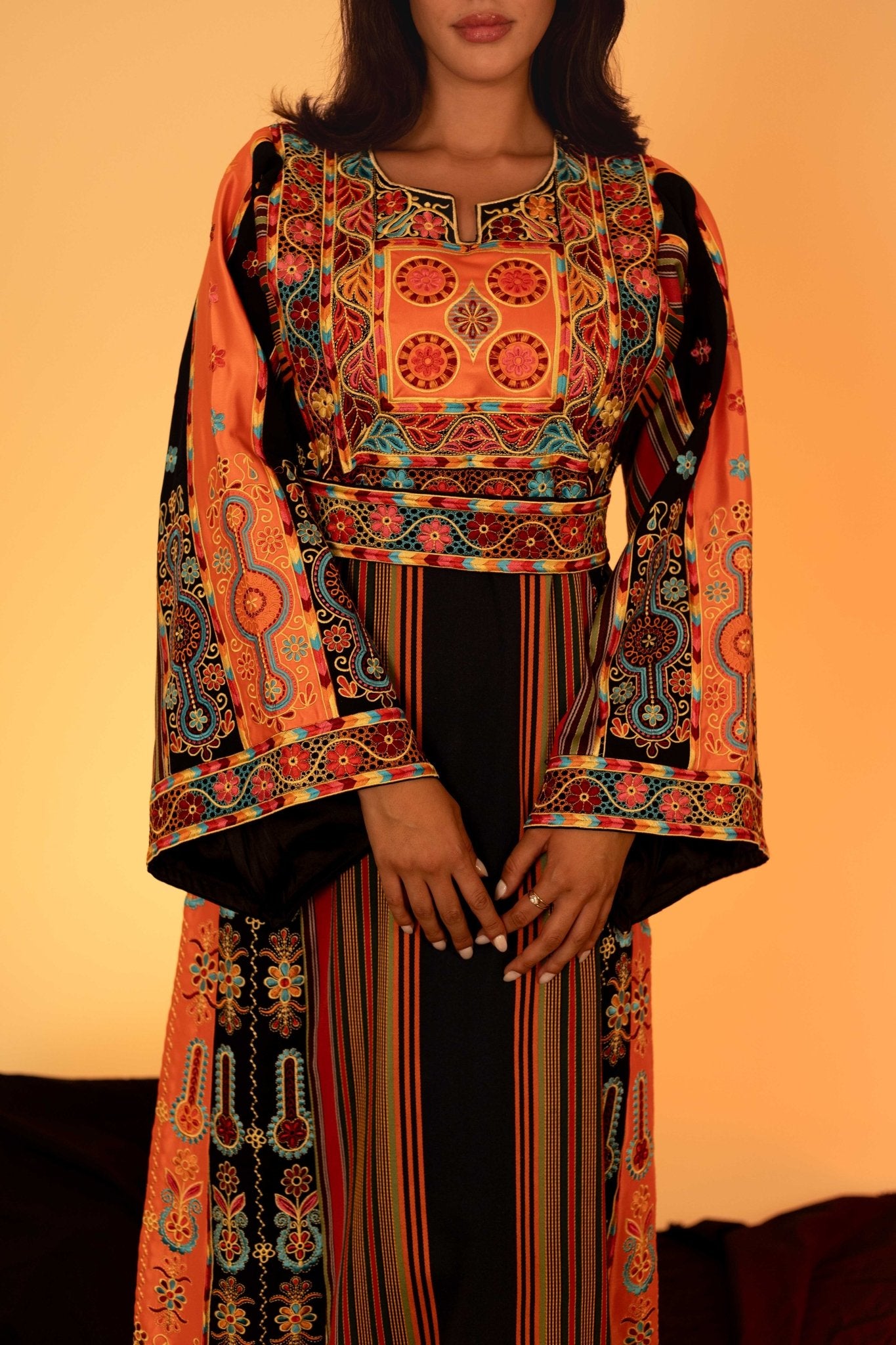 The Majdalawi Traditional Palestinian Thobe Dress - Deerah