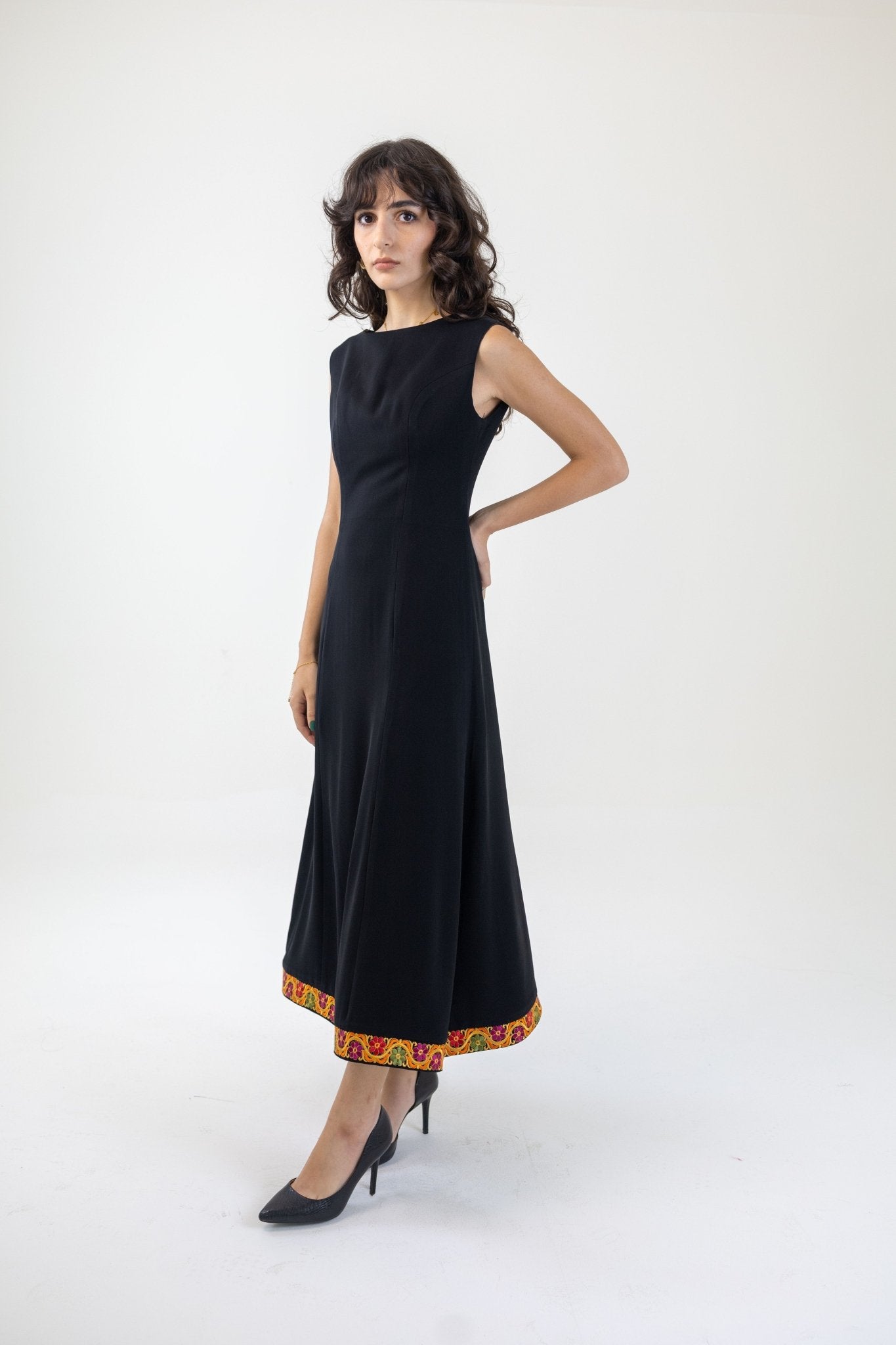The Sandra Dress - Deerah