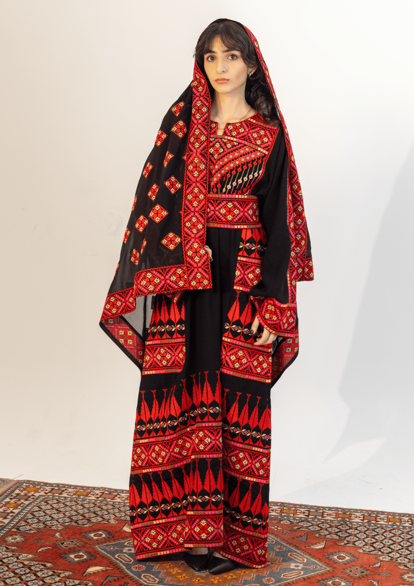 Traditional Embroidered Palestinian Shawl Head Dress - Deerah