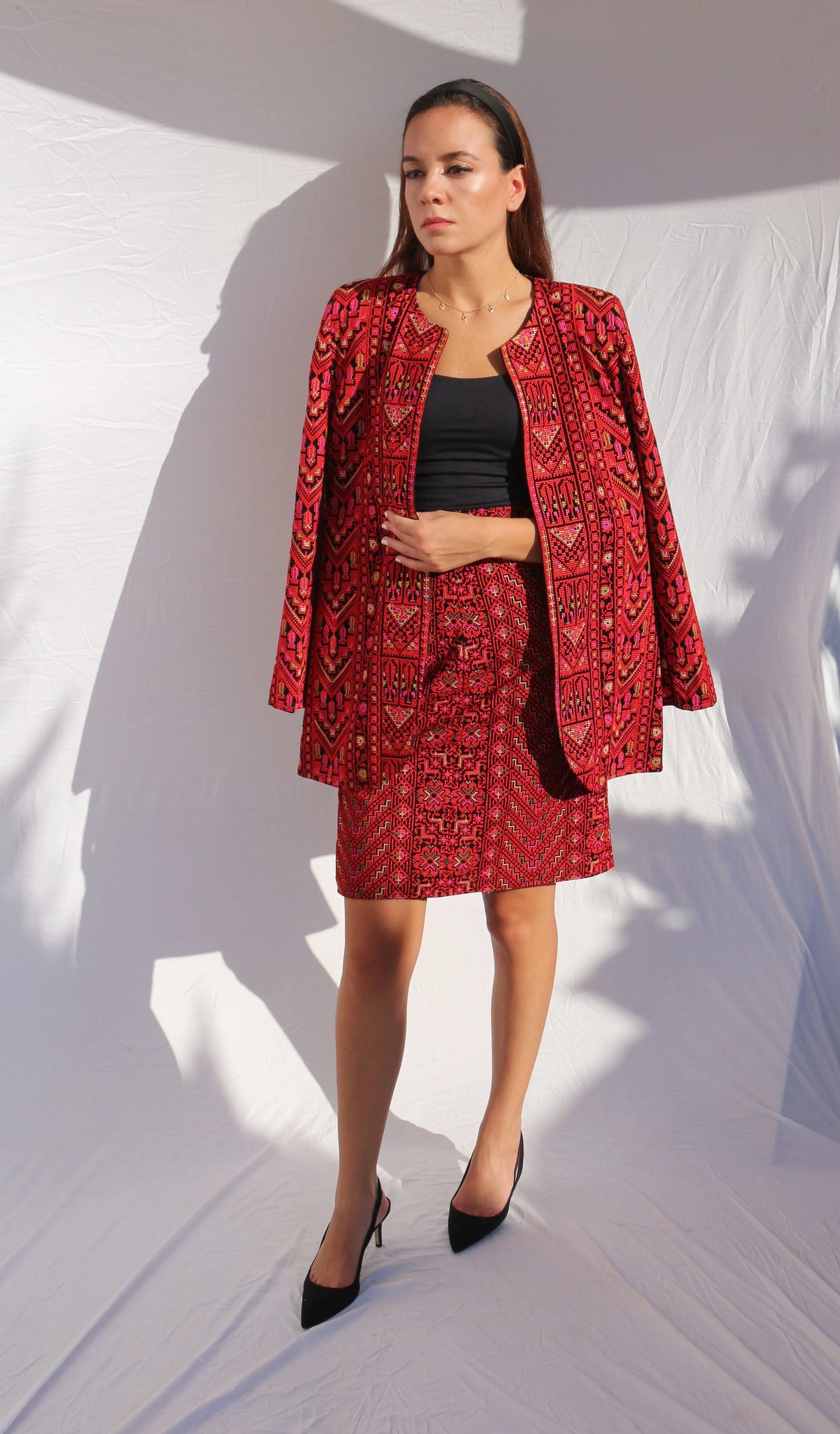 Heavy Embroidered Blazer Deerah