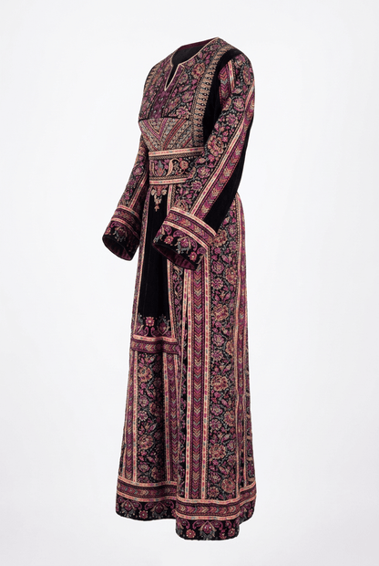 Floral Velvet Thobe Deerah