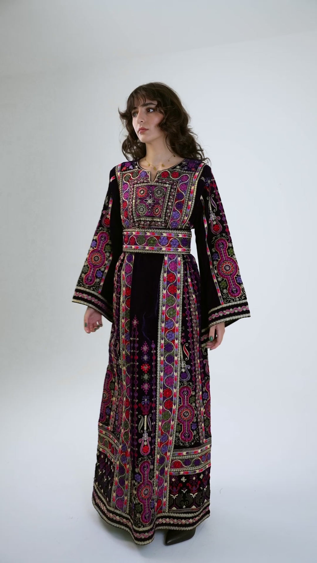 Violet Velvet Palestinian Malaka Thobe