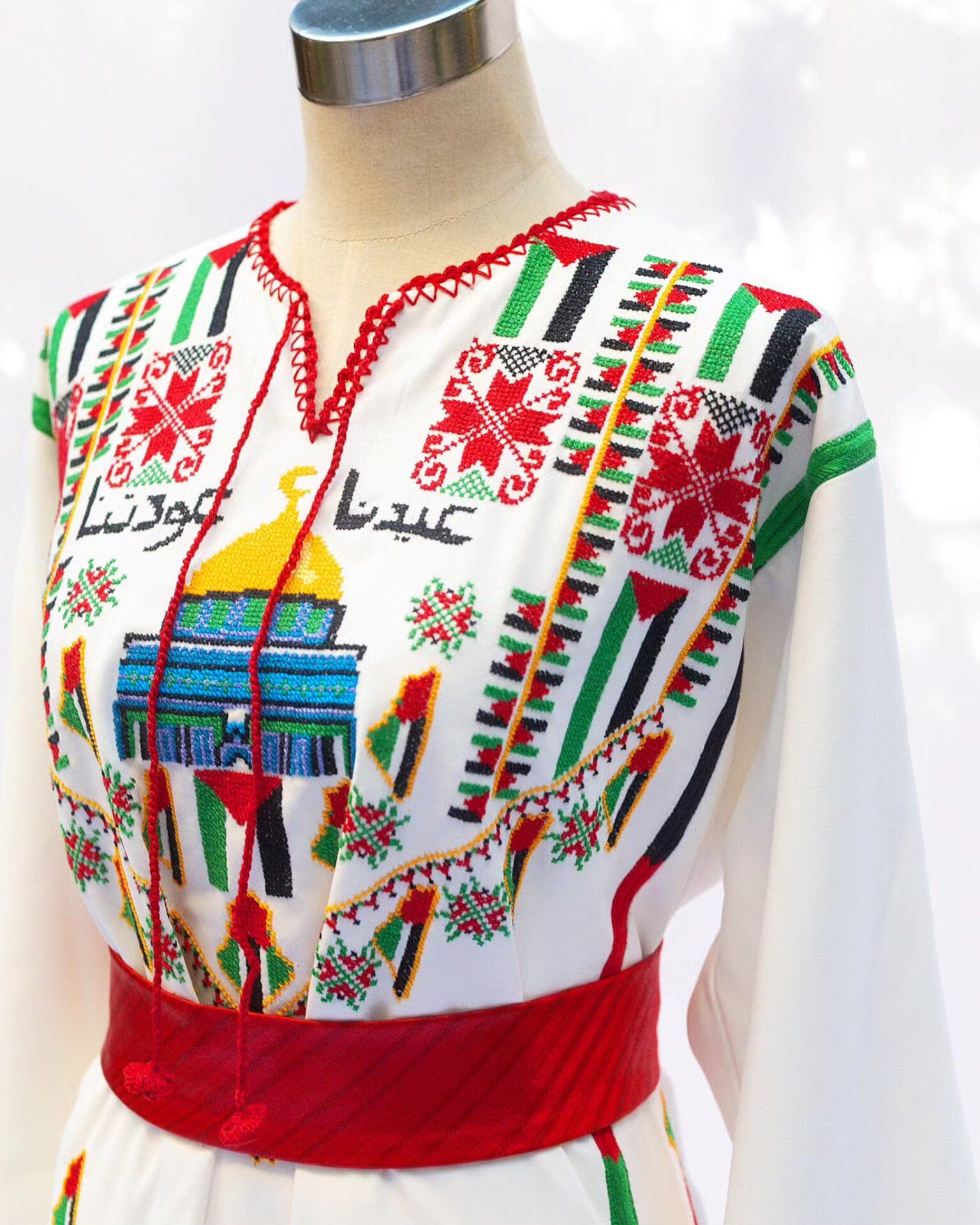 the-intifada-hand-embroidered-thobe-1489
