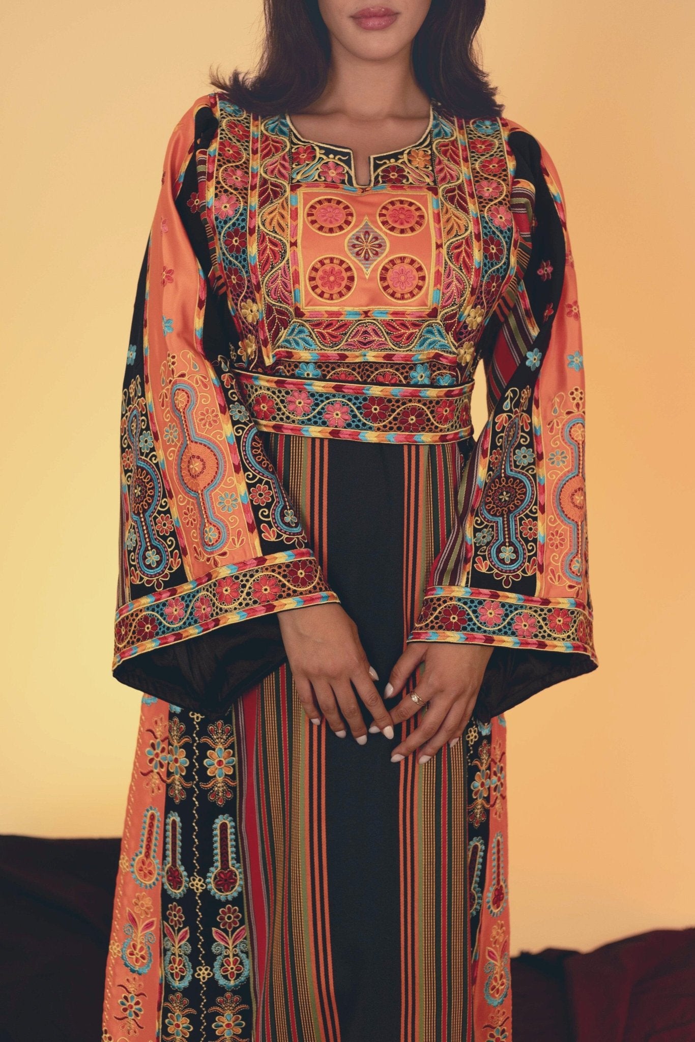 dishdasha dress Black Embroidered Thobe Asymmetric Neck & Batwing Sleeves Customize it to your measurements for a small fee Thobe / Dress