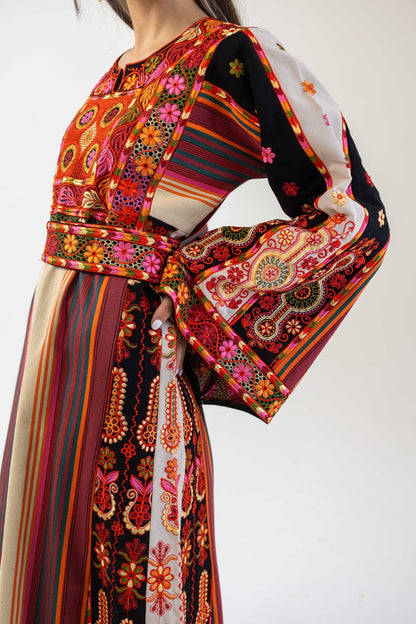 The Majdalawi Traditional Palestinian Thobe Dress - Deerah