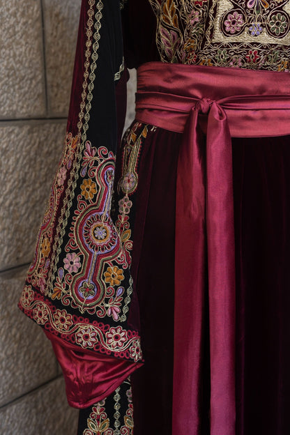 The Traditional Malaka Thobe - Deerah