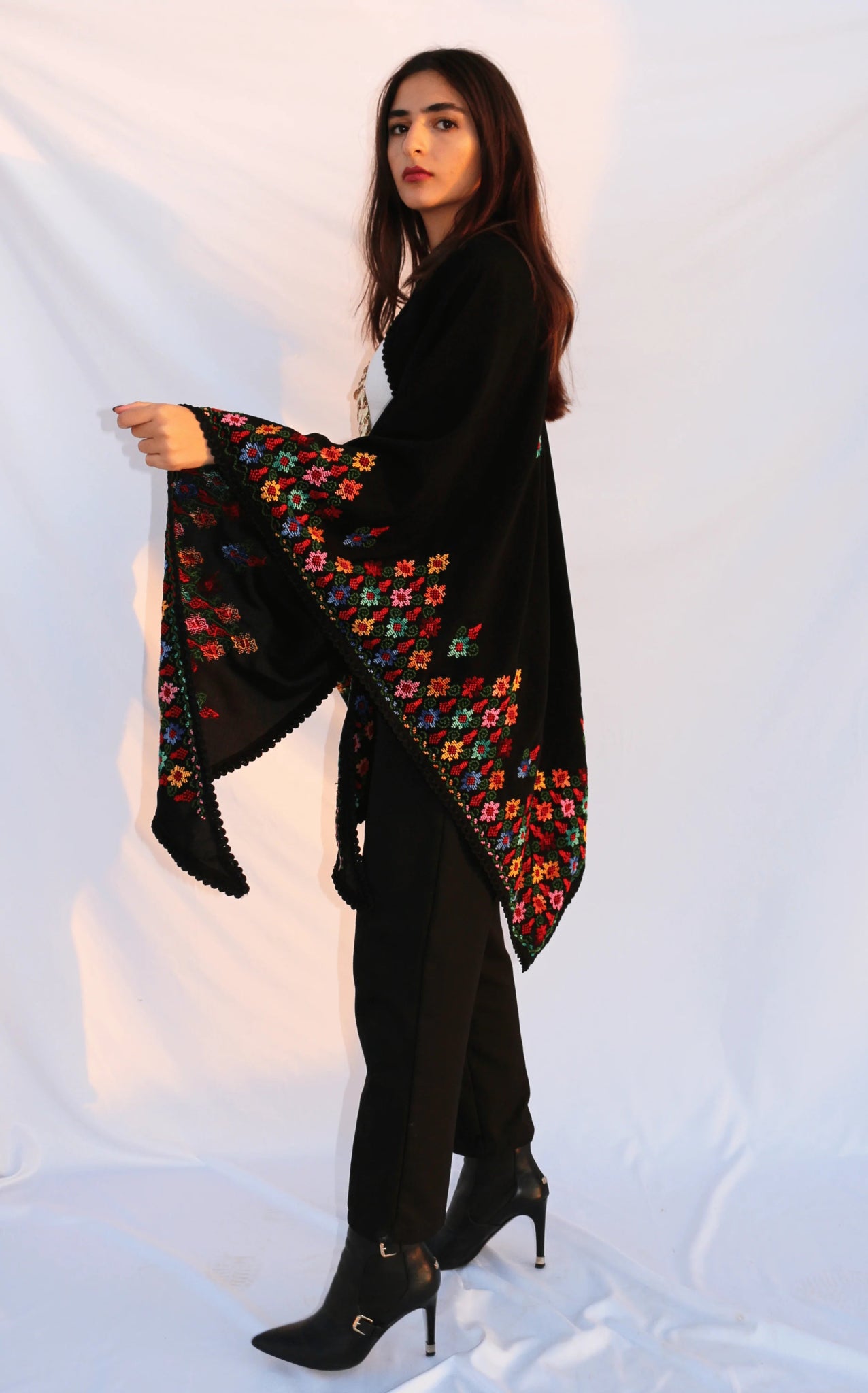 Hand Embroidered Crepe Shawl - Deerah